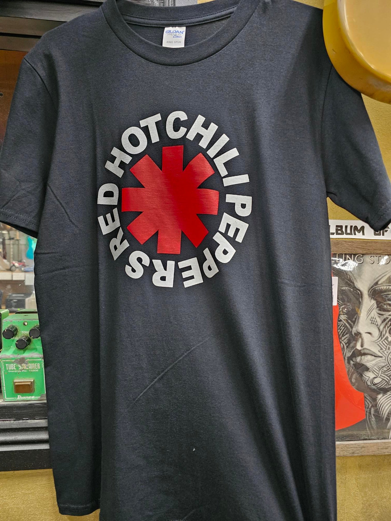 New Red Hot Chili Peppers T-Shirt Small – Music at Noosa