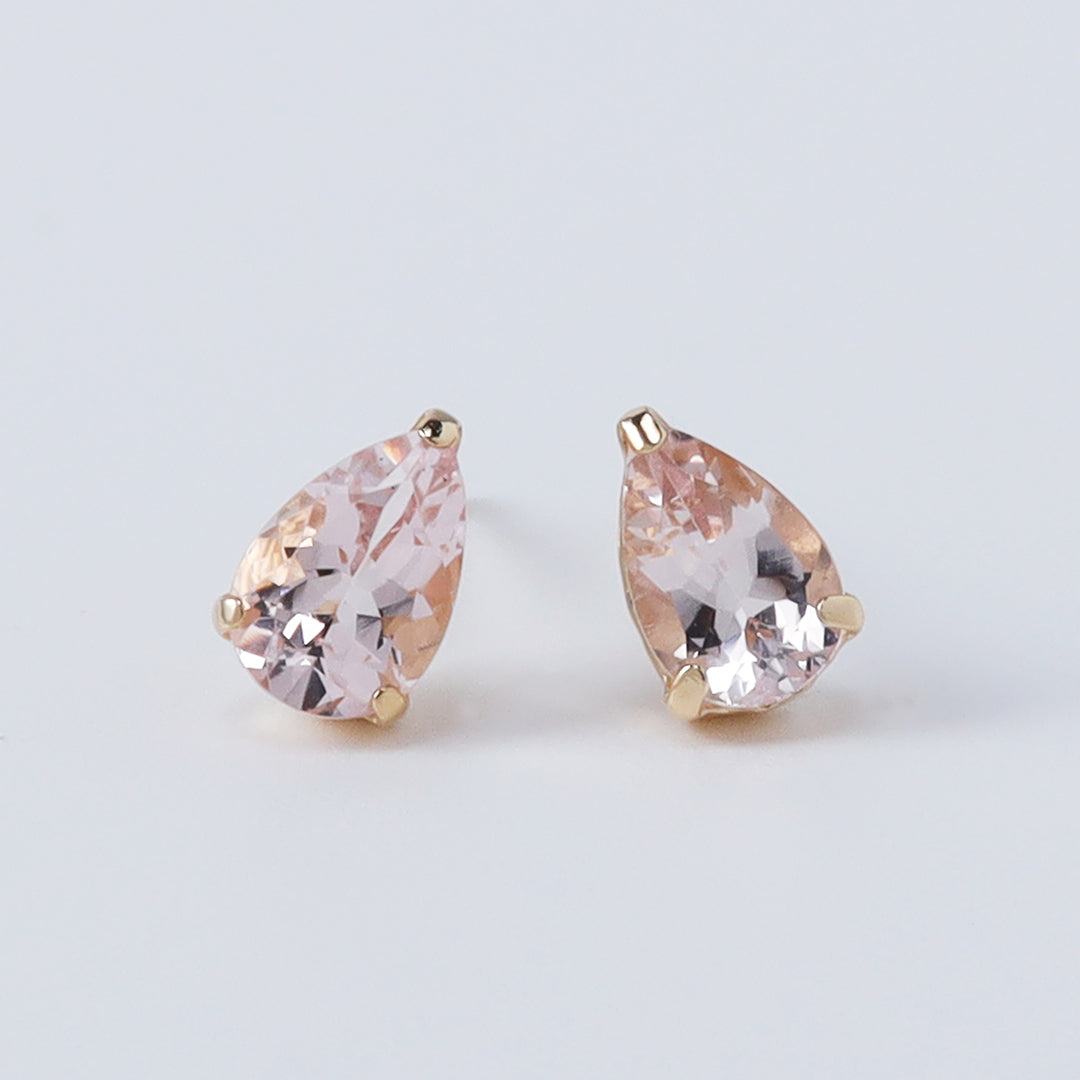 K18モルガナイトピアス