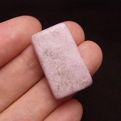 糸魚川産 ピンク翡翠（クリノゾイサイト） 原石