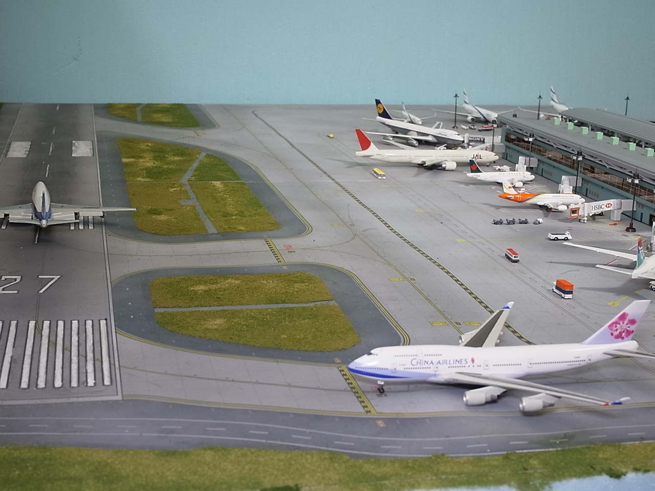 引取り限定】 ジオラマ模型 昭和の羽田空港 引取り限定】 ジオラマ模型