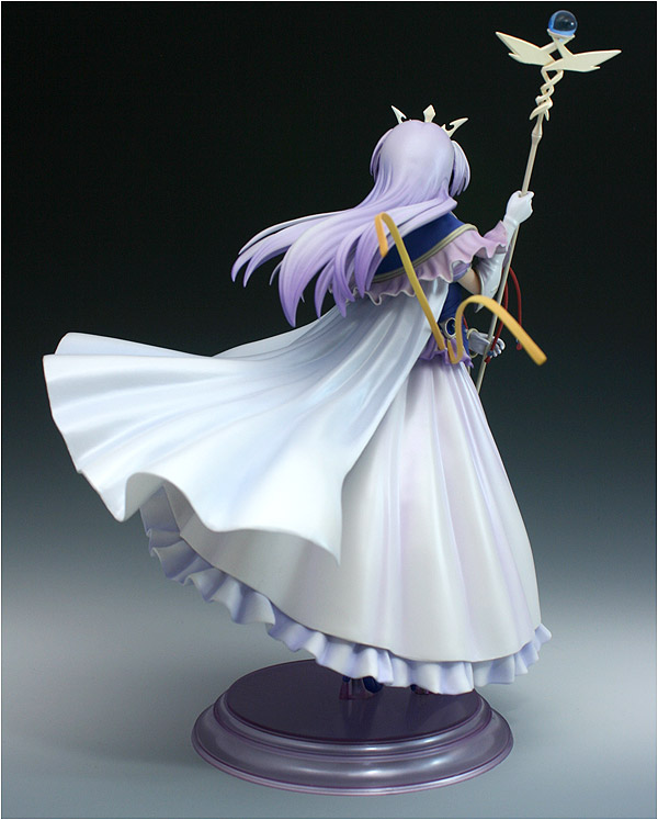 フィーナ・ファム・アーシュライト ロイヤルドレスアップエディション