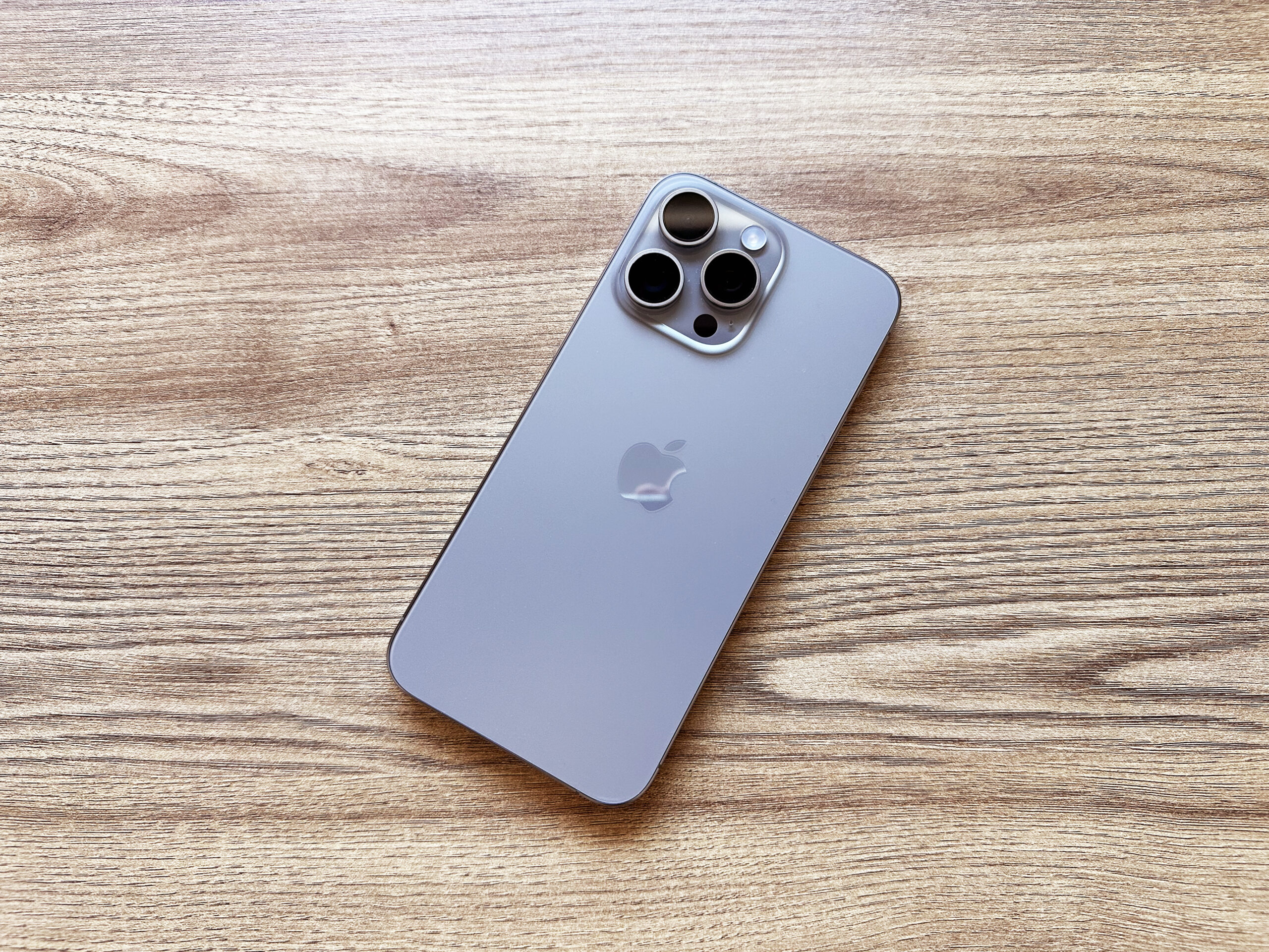 iPhone 15 Pro 中古一覧｜SIMフリー・キャリア - 価格.com [不良なし