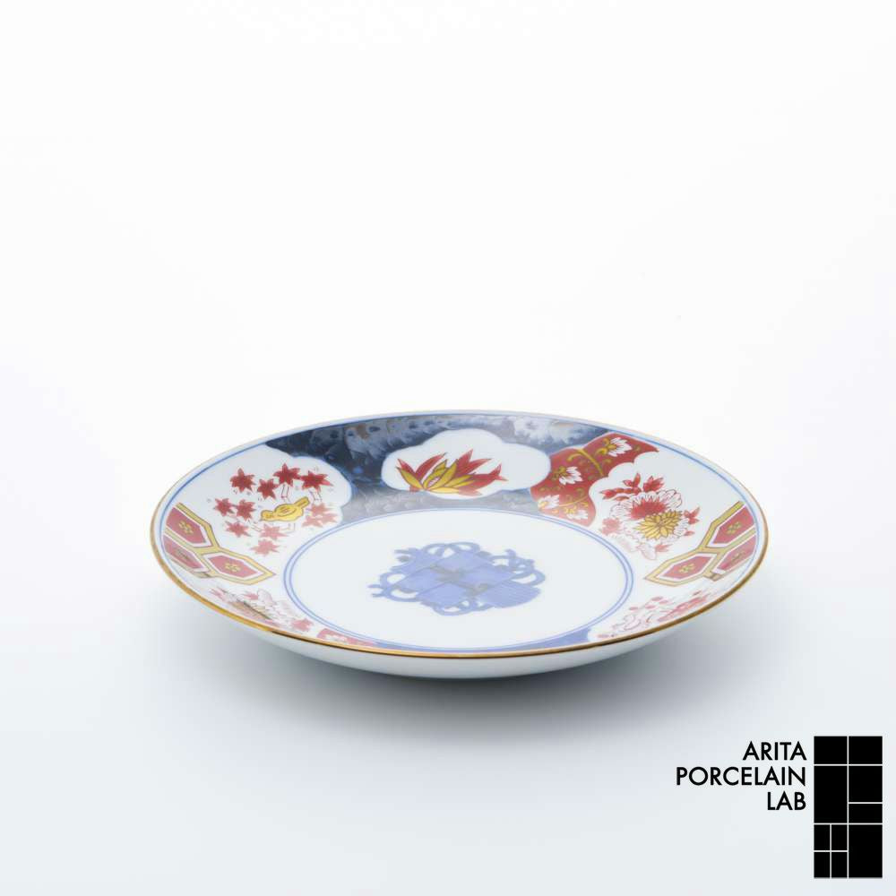 AJIRO KOSUKE 装飾的な陶器皿 AJIRO KOSUKE 装飾的な陶器皿 AJIRO