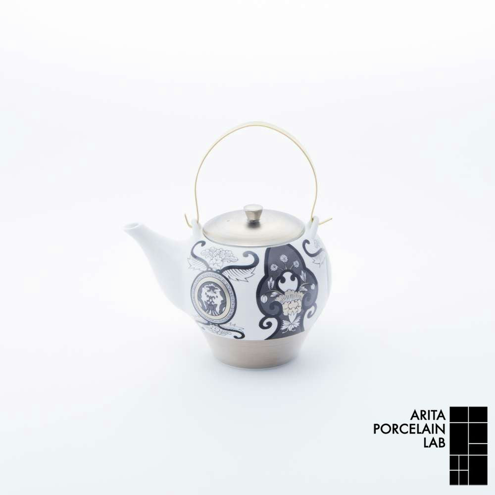 JAPAN SNOW ティーポット 古伊万里草花紋 プラチナ – ARITA PORCELAIN