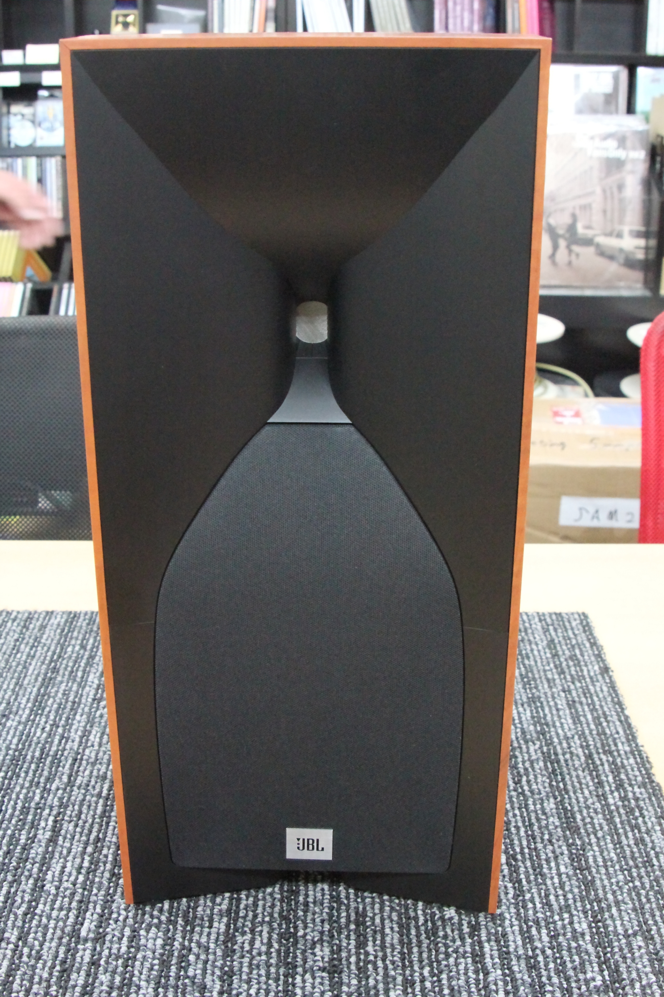 JBL NEW STUDIO5シリーズ STUDIO530CH 上品＆スムーズ でもしっかりと
