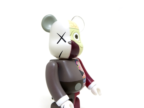KAWS OF COMPANION （人体模型） 100% ベアブリック （BE@RBRICK