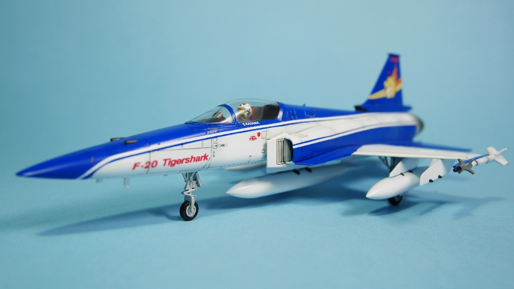 デメテルF-20 タイガーシャーク 風間真 エリア88 D'zコレクション