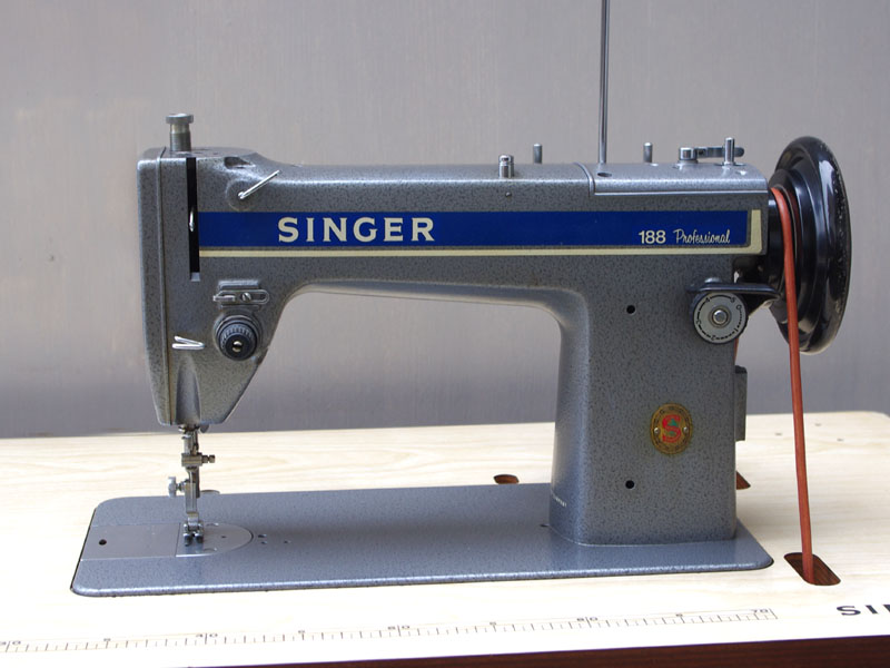 No.147 SINGER 188 Professional シンガー製 職業用足踏みミシン