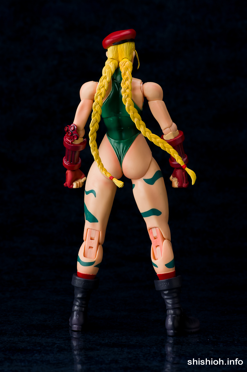 プレイアーツ改 ストリートファイター キャミィ 開封品 台座なし