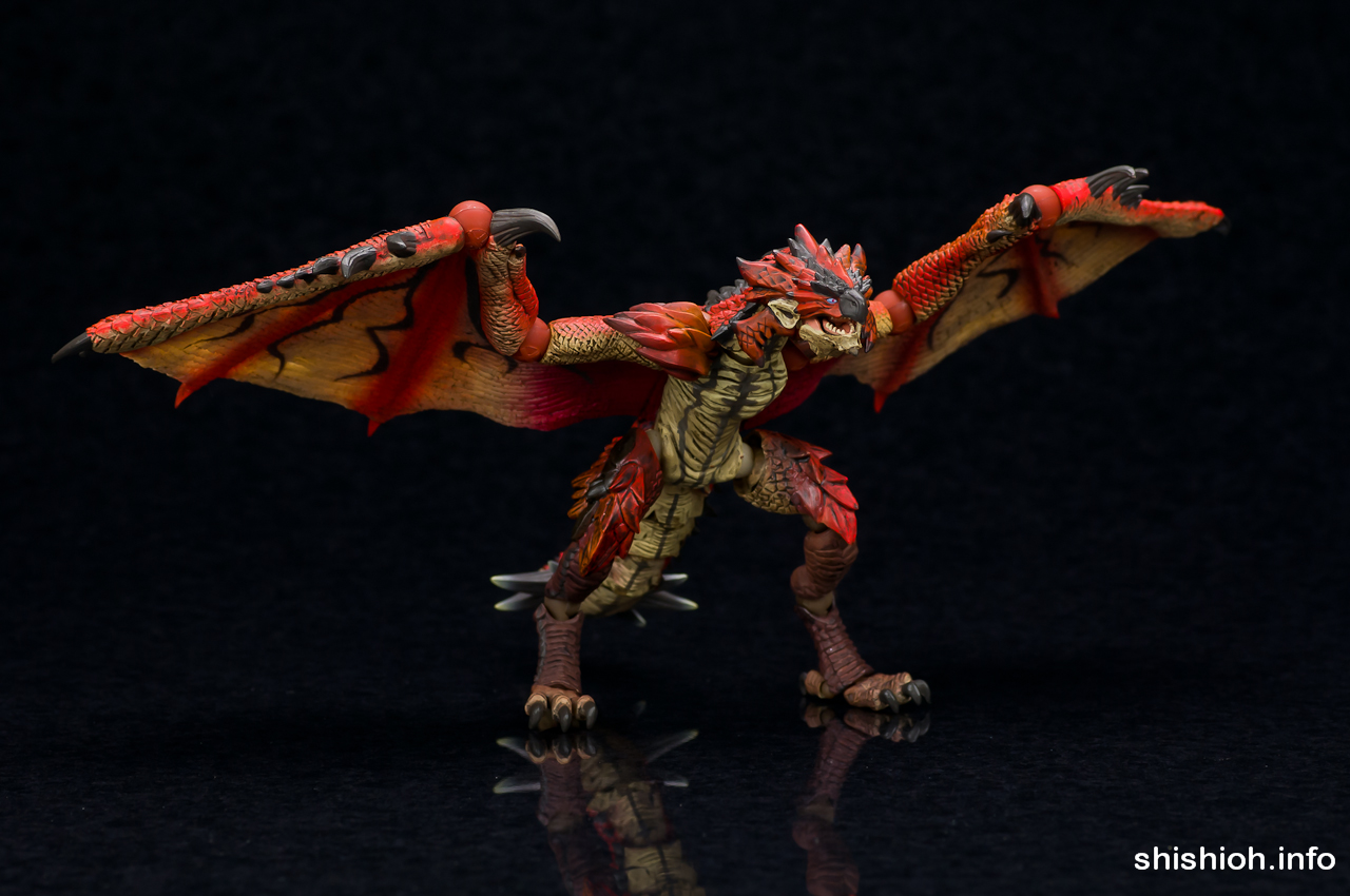 レビュー】 海洋堂 REVOLTECH 121 リオレウス [モンスターハンター]