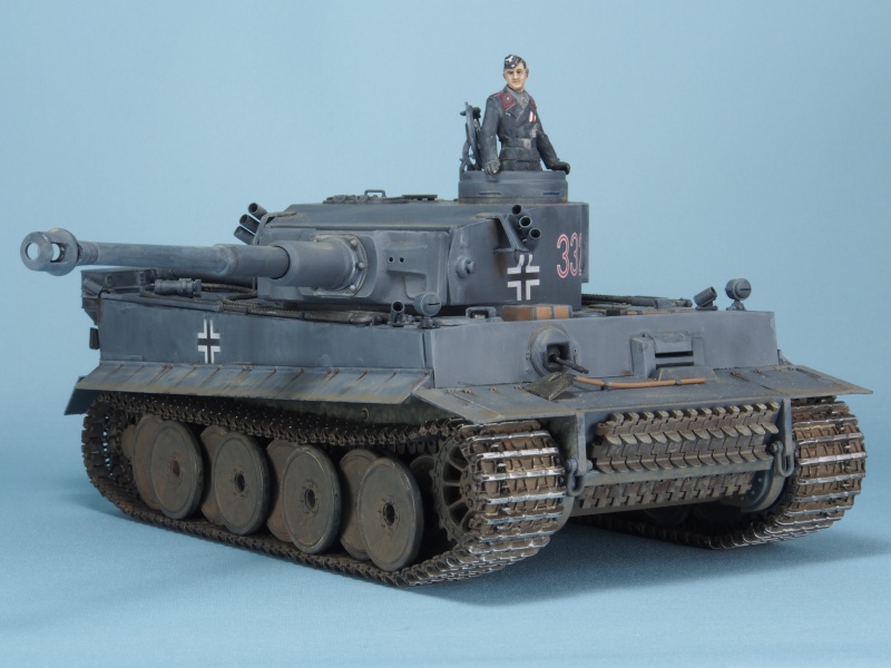 タミヤ Tiger I (SD.KFZ.181) 1/25 VI号戦車 Sd.Kfz.181 タイガーI E型