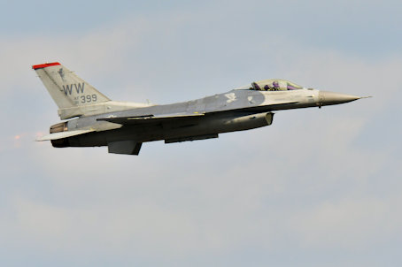 航空自衛隊 三沢基地 米軍基地 U2