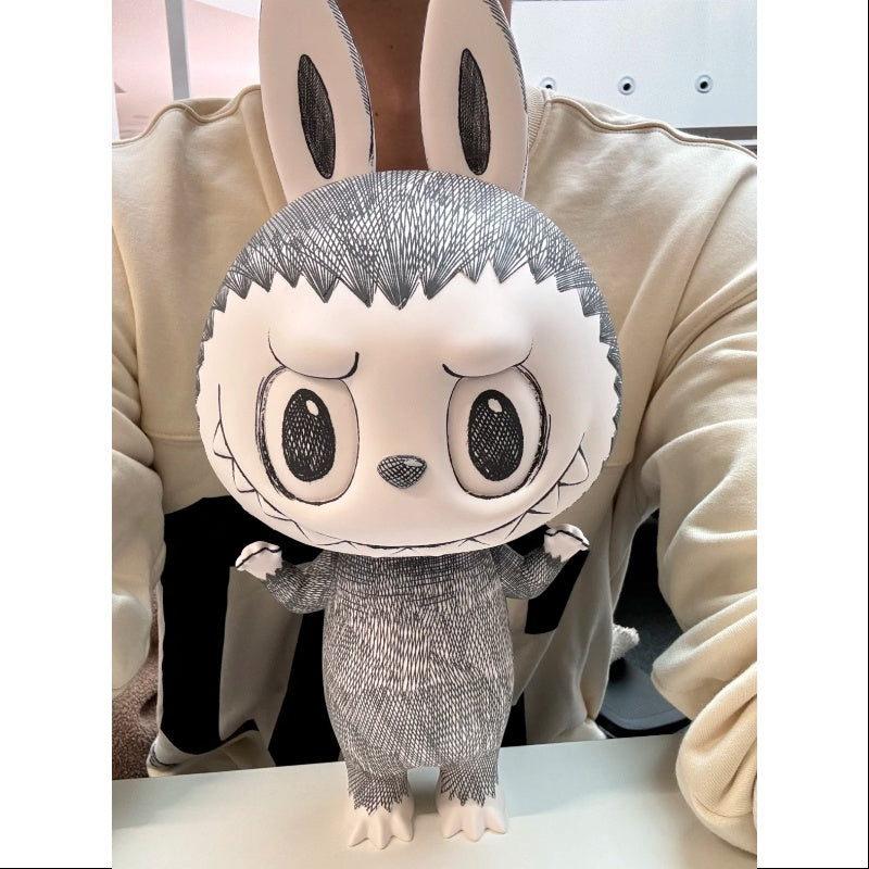 MEGA LABUBU 400% Sketch