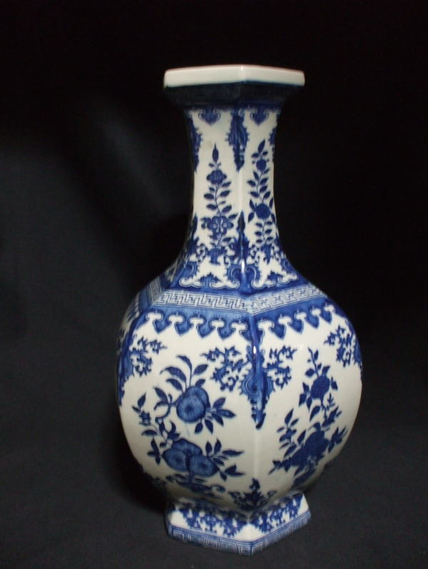 中国 青花 山水文 八角水孟 筆洗 V R7988 中国 青花 山水文 八角水孟