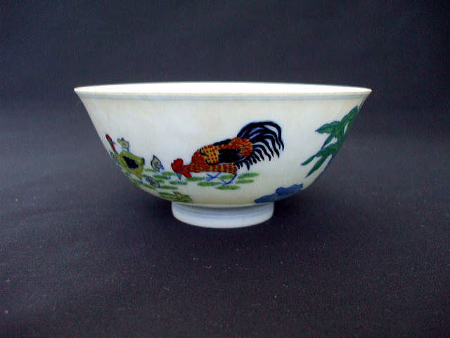 中国陶磁器 工芸碗 豆彩鶏文碗(とうさいけいもんわん） 景徳鎮