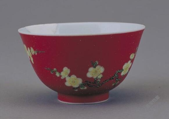 清雍正紫红地白梅珐琅彩小碗档案-珐琅彩-鉴宝档案