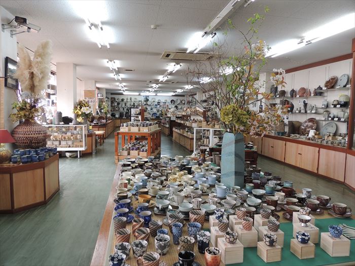 村田元 益子焼 鉄砂丸文 陶器 共箱付き 村田元 益子焼 鉄