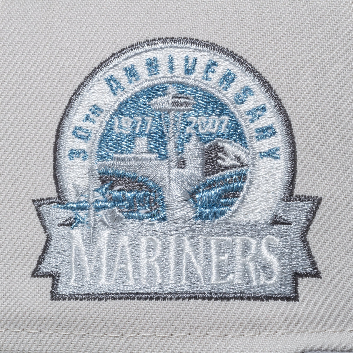 新品】ニューエラ 59FIFTY Happy Holidays ロイヤルズ 59FIFTY