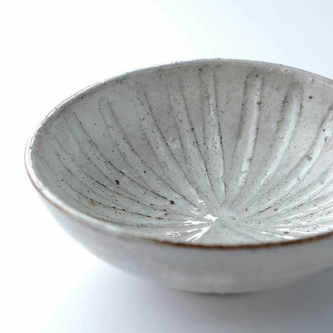 粉引中鉢 作家もの 土物 粉引中鉢 作家もの 土物 粉引