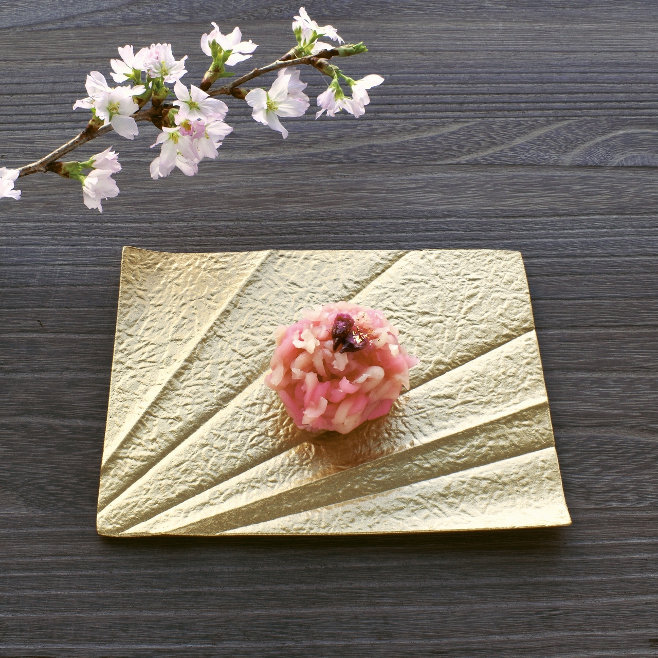 佳き日のお皿 - 竹中銅器