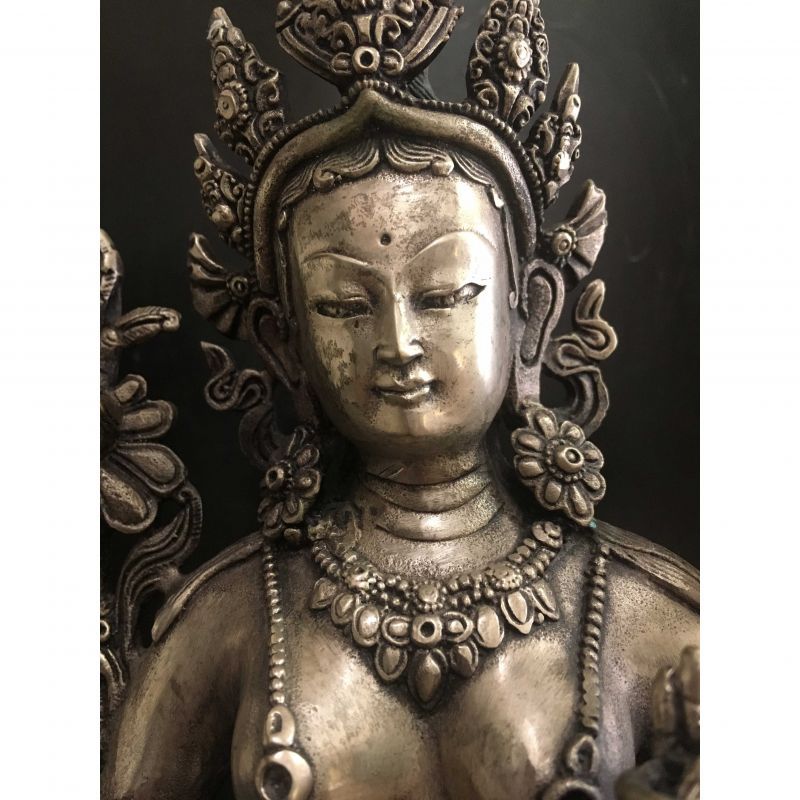 ◇チベット密教法具 法螺貝（シャンカ）グリーンターラー（緑多羅菩薩