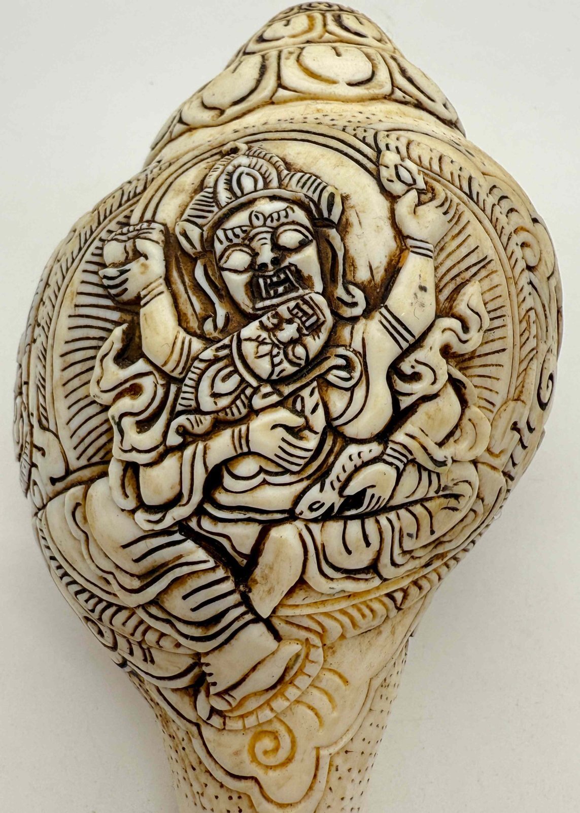 ◇チベット密教法具 法螺貝（シャンカ）クベーラ（毘沙門天