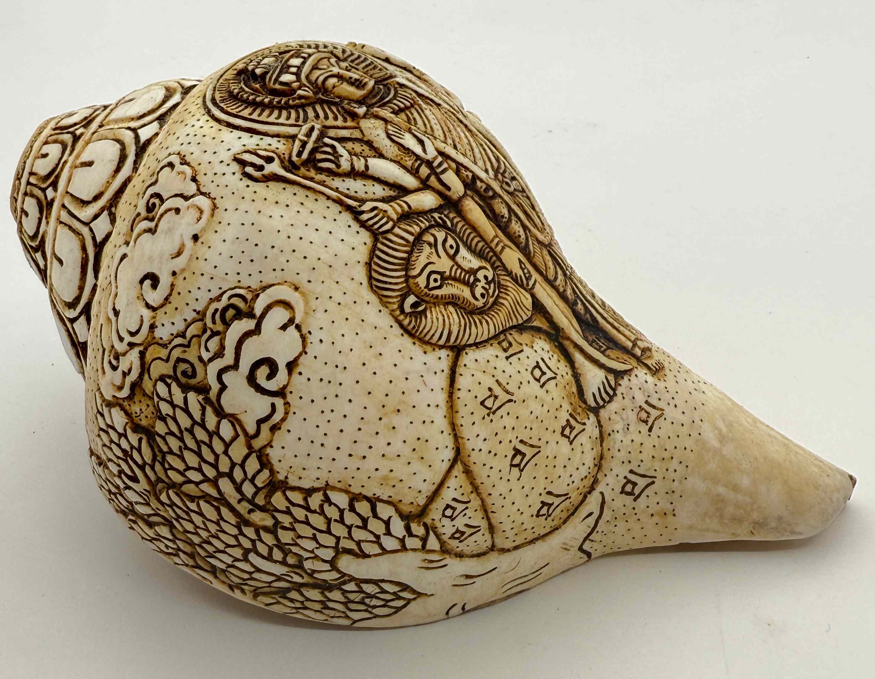 ◇チベット密教法具 法螺貝（シャンカ）ドゥルガー - TashiTage