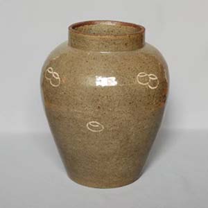 時代のある古い壺高さ36センチあります。旧家かでてきた品です。