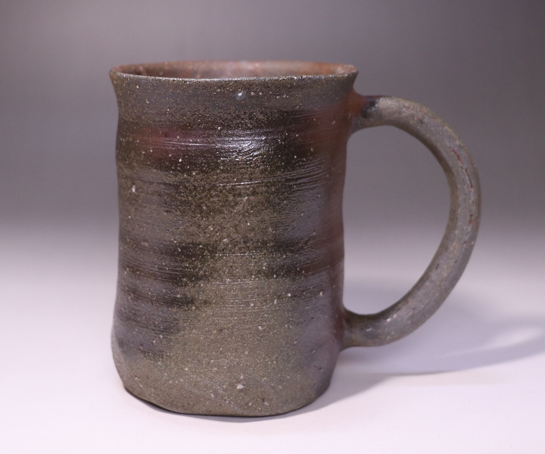 備前焼 和仁栄幸ぐいのみ 金重陶陽 共箱 栞 共布あり 【公式通販】