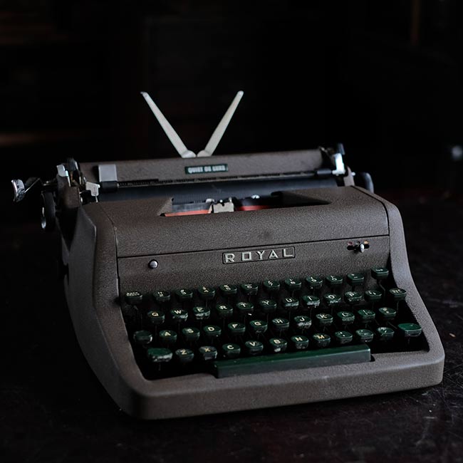 激レア】BROTHER 美品 DE LUXE 233 タイプライター ケース付 brother