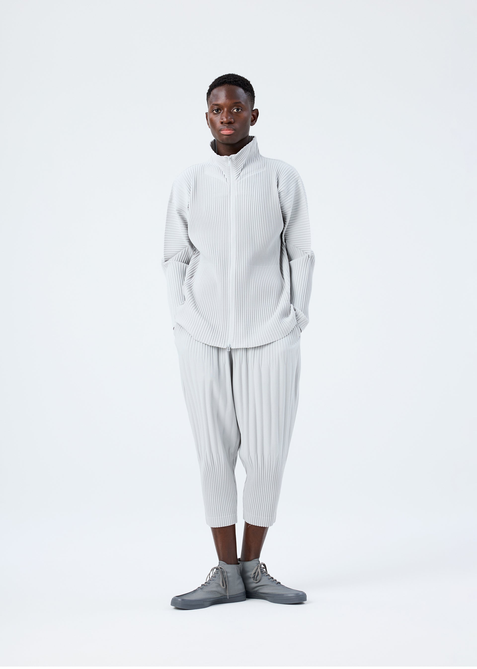 BASICS – ISSEY MIYAKE ONLINE STORE