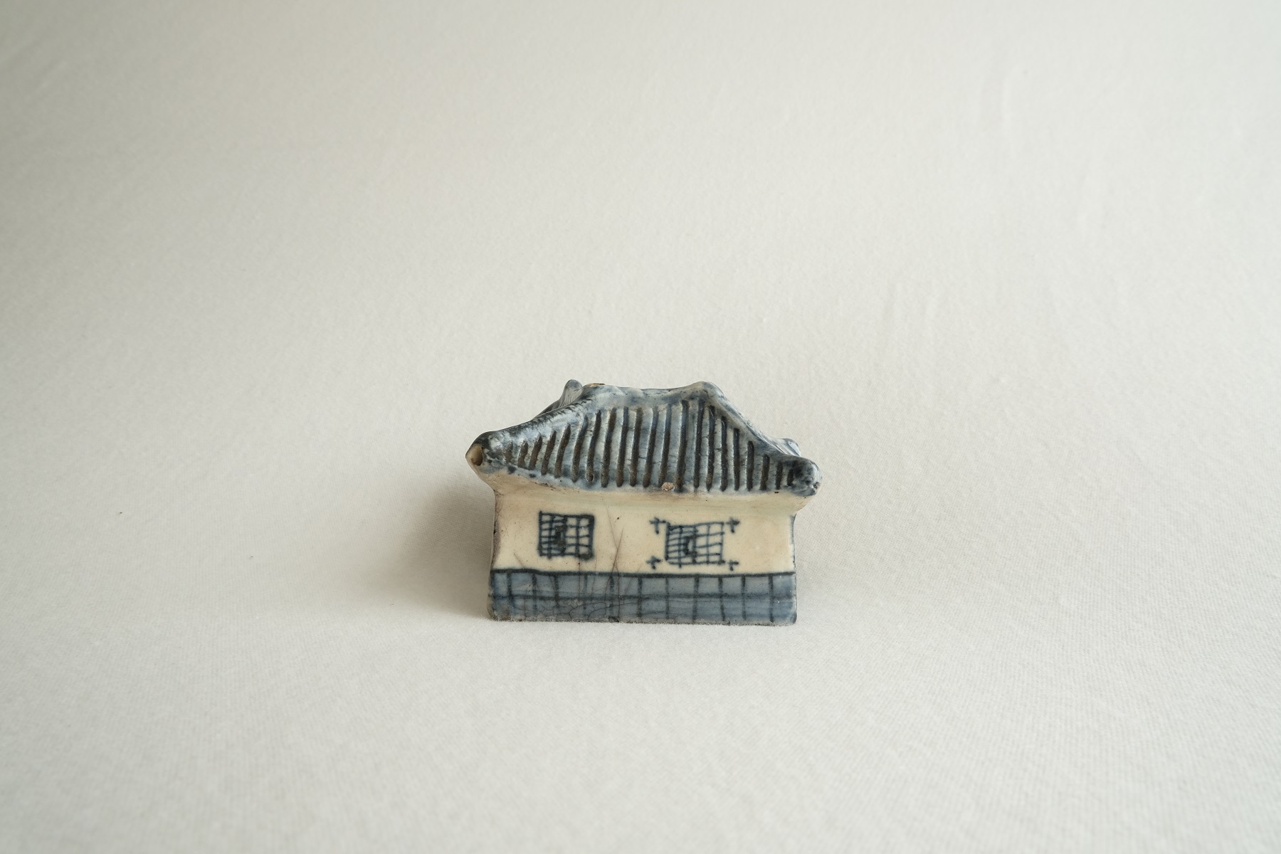 染付家形水滴 | ココロバエ 〜Cocorobae〜 アンティーク雑貨・骨董通販