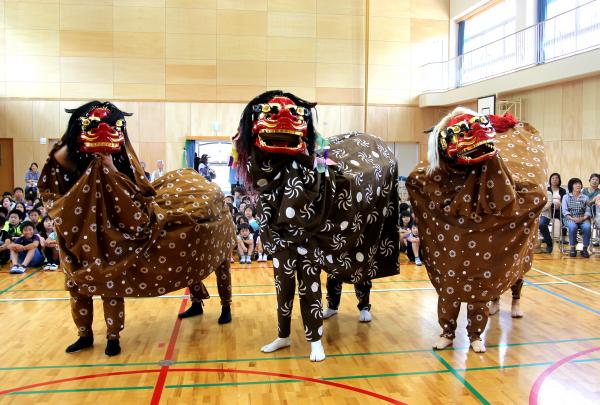 伝統芸能（獅子舞）の鑑賞 - 津久見市公式ホームページ
