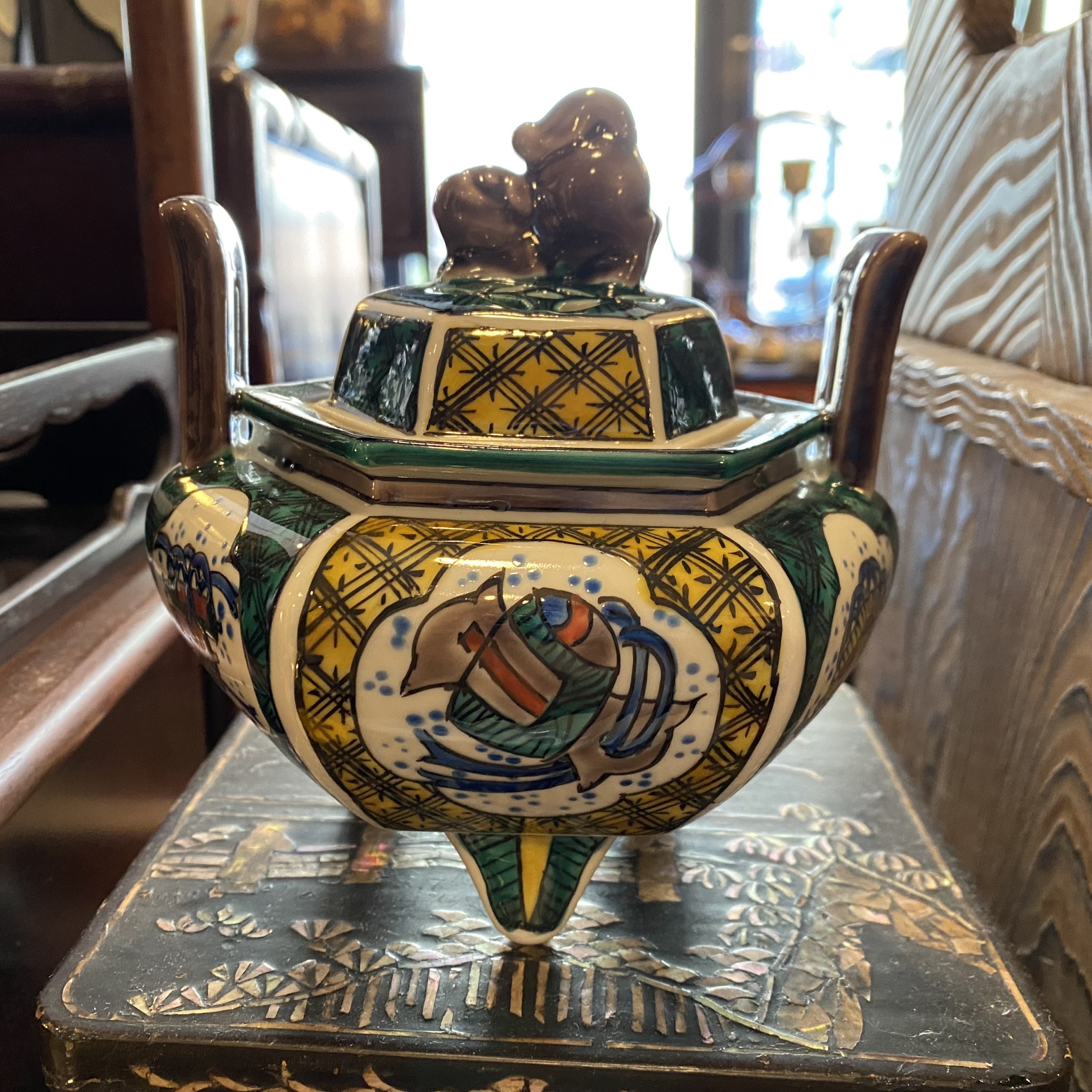 古美術 古九谷 香炉 銀火屋 時代物 DT187九谷焼 香炉 獅子摘 和宜