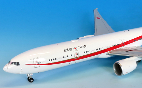 全日空商事ANA Boeing 777-300ER 1:200 モデルプレーン 全日空商事