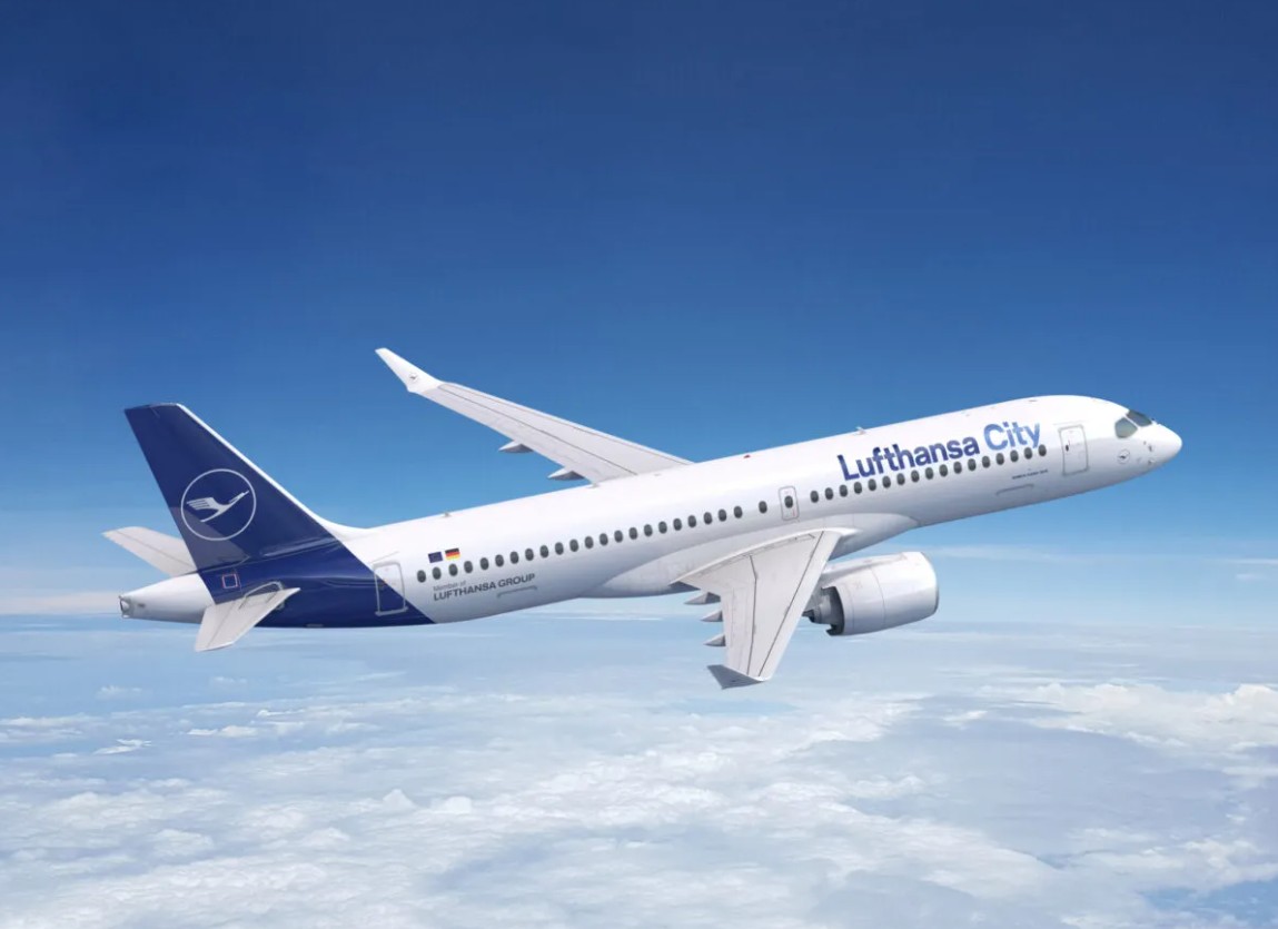 Lufthansa City Airlines receives first new Airbus A320neo