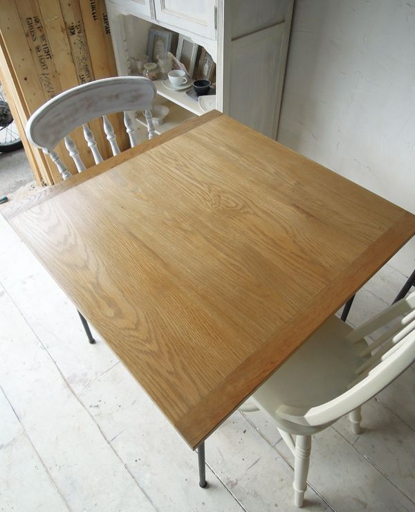 ホワイトオークを使ったインダストリアルな鉄脚テーブルは大阪東京の