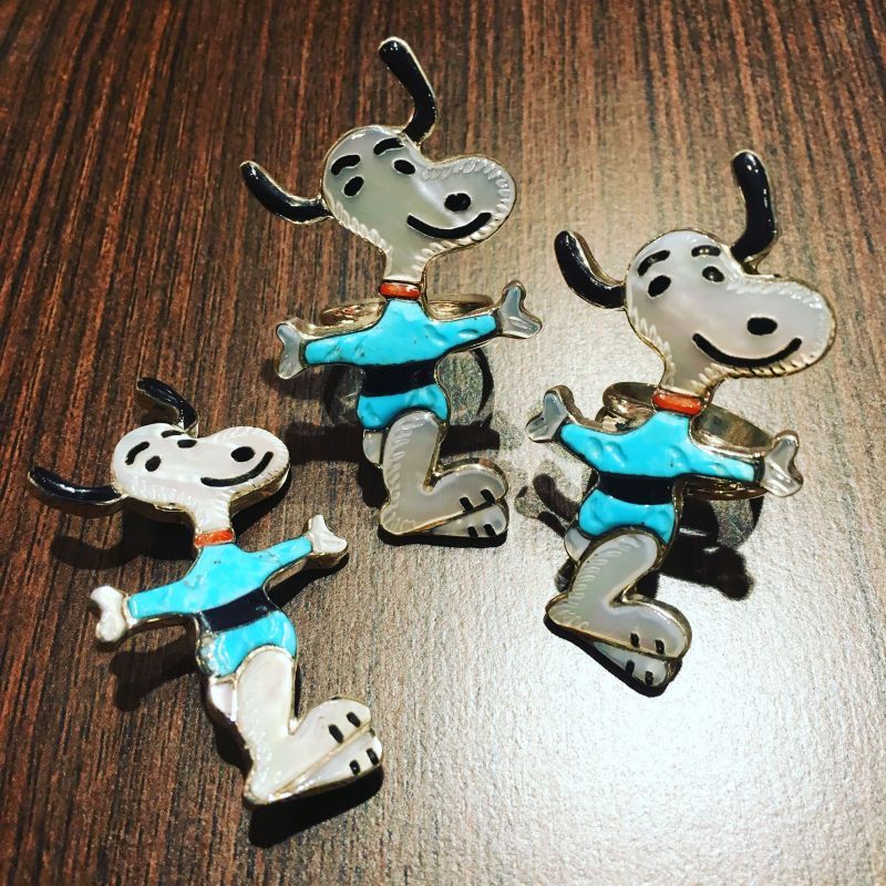 当店のみの限定ポーズとして別注オーダーしましたズニ族「Andrea