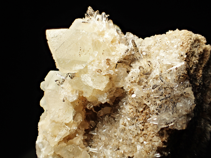 福島県蛍鉱山産 蛍石＆水晶 (Fluorite & Quartz / Japan) - 鉱物標本