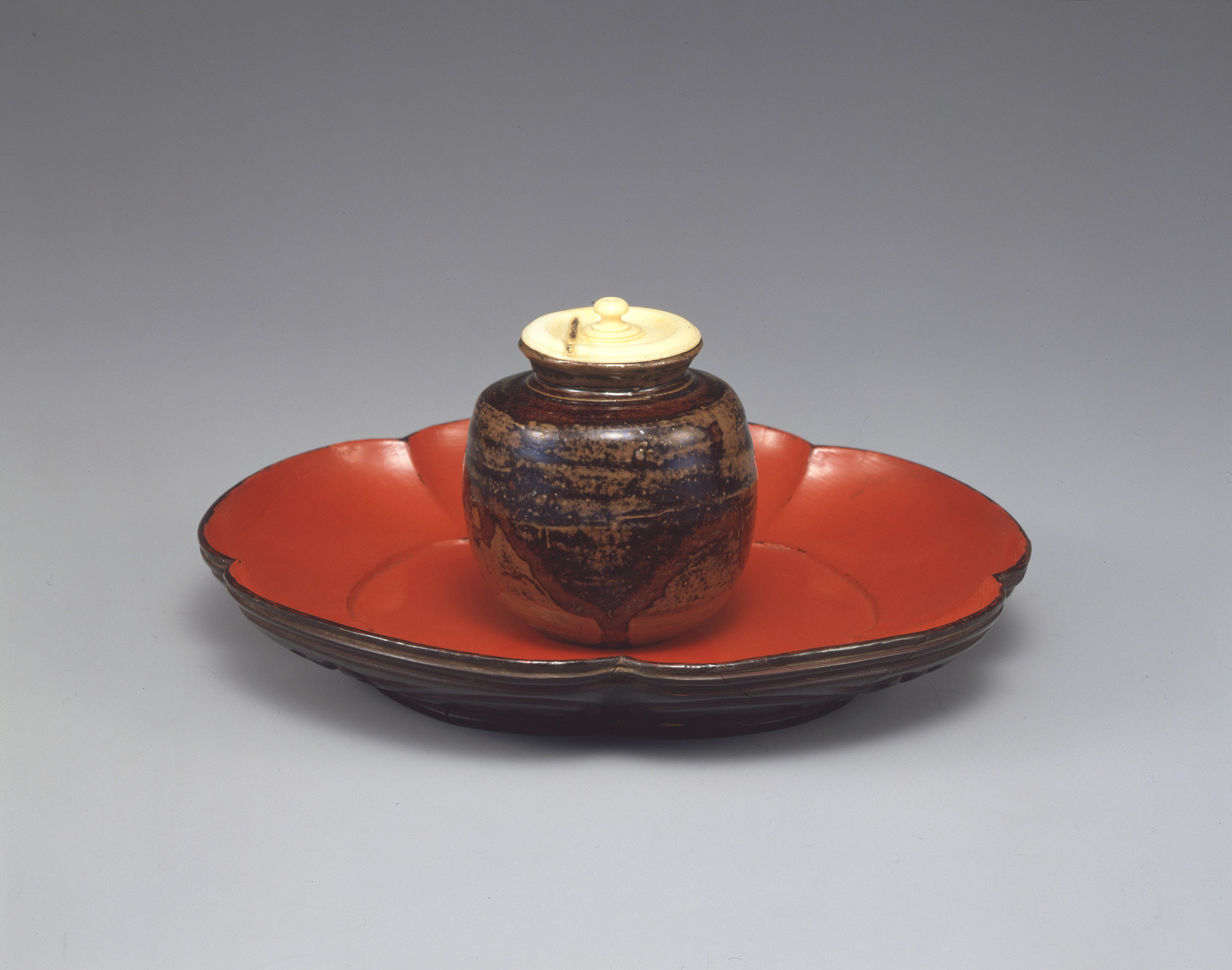 唐物茶入 銘 「博多文琳」 | 福岡市美術館