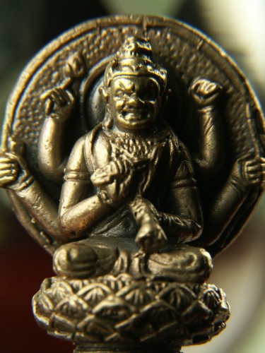 円空仏 愛染明王坐像・猫冠バージョン 空仏 愛染明王坐像・猫冠