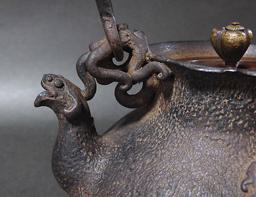 龍文堂 安之介 龍口鉄瓶＜共箱＞ 販売 | 【骨董品買取】日本全国対応