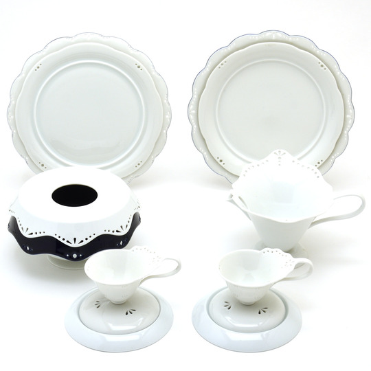 セーブル(Sevres) 白磁 デミタスコーヒーセット二人用(9pc) Semaine