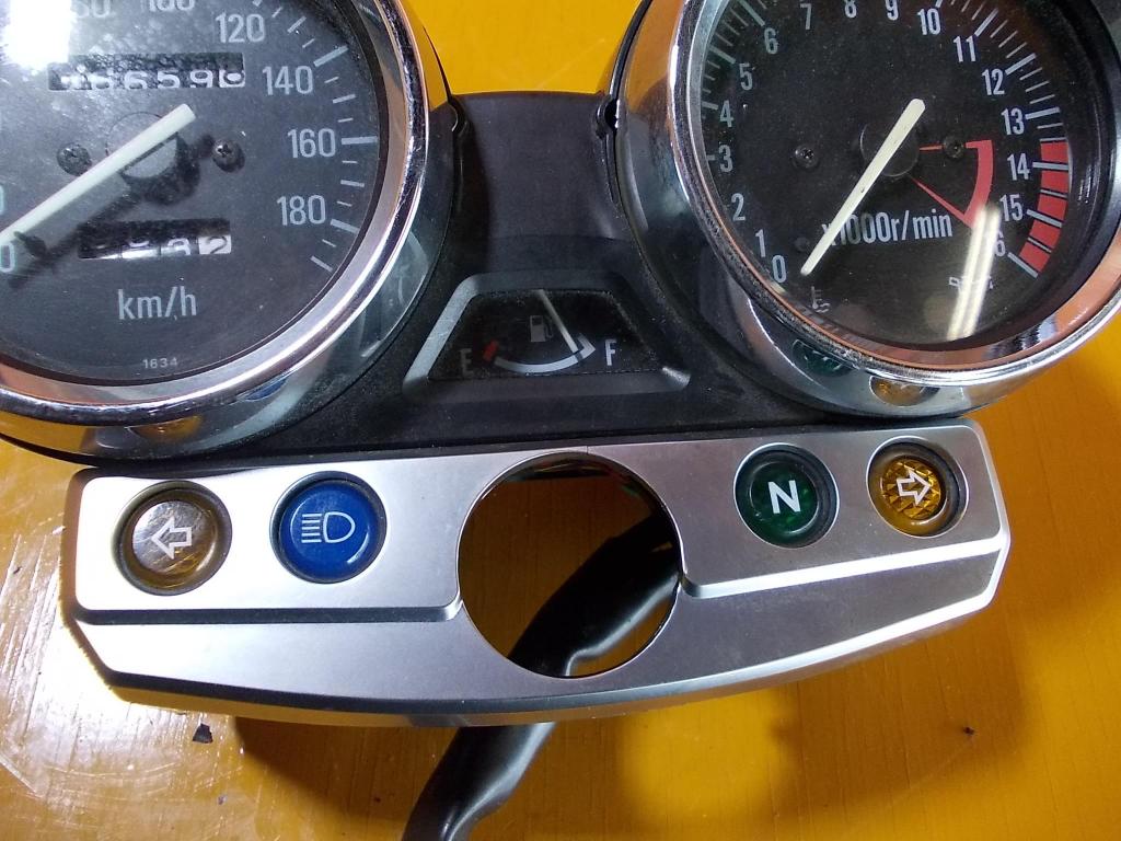 12528 カワサキ ZR400C ゼファーχ 純正 メーター | mirudake
