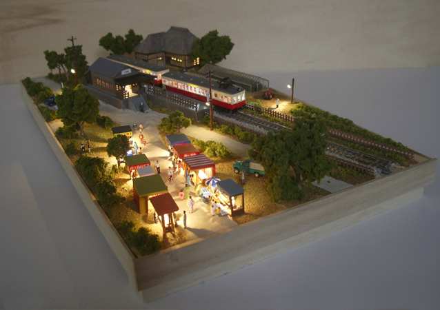 Nゲージミニジオラマ 田舎の駅前風景 Nゲージミニジオラマ 田舎の駅前風景