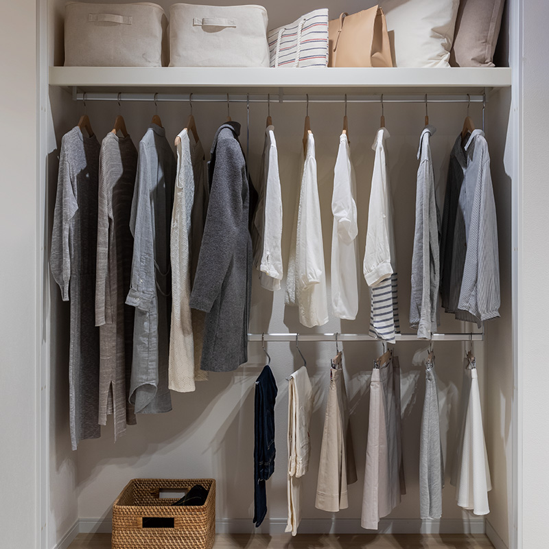 海、可動棚受け、ハンガーラック、中古美品、画像商品✖️4セット 棚収納