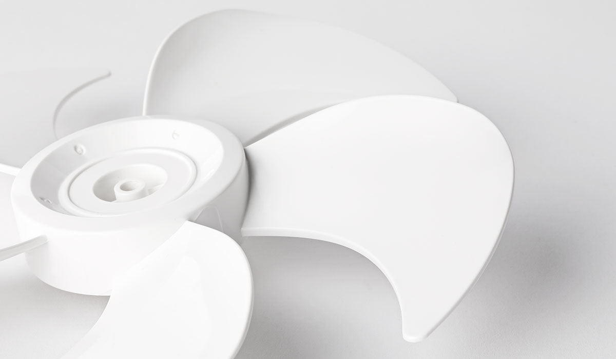 DC 音声操作 サーキュレーター扇風機 ポチ扇｜シロカ