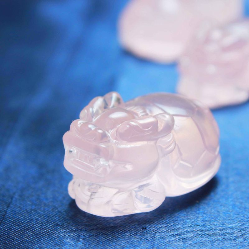 置物 龍亀 ロングイ ローズクォーツ 約26〜35mm 品番： 1153511535