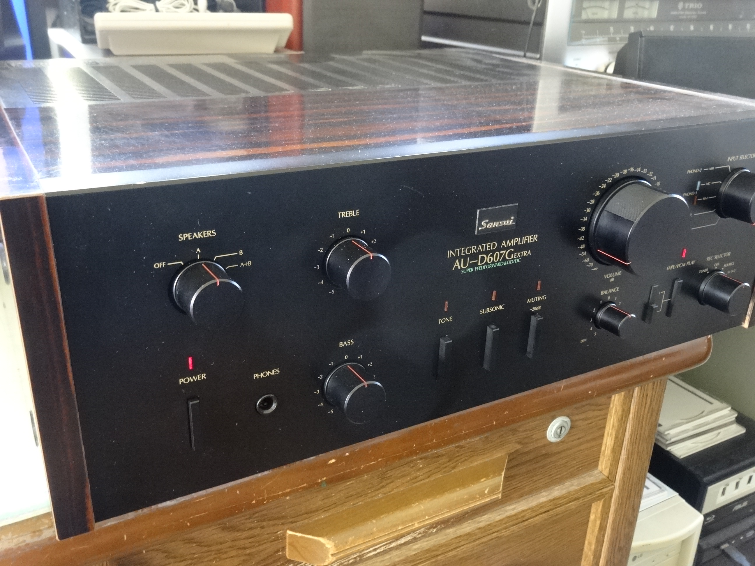 サンスイステレオアンプAU-D607G エクストラ SANSUI AU-D607G EXTRAの