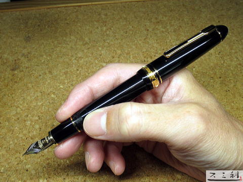 プラチナ プレジデント万年筆 スミ利文具店 こだわりのハード調ニブを